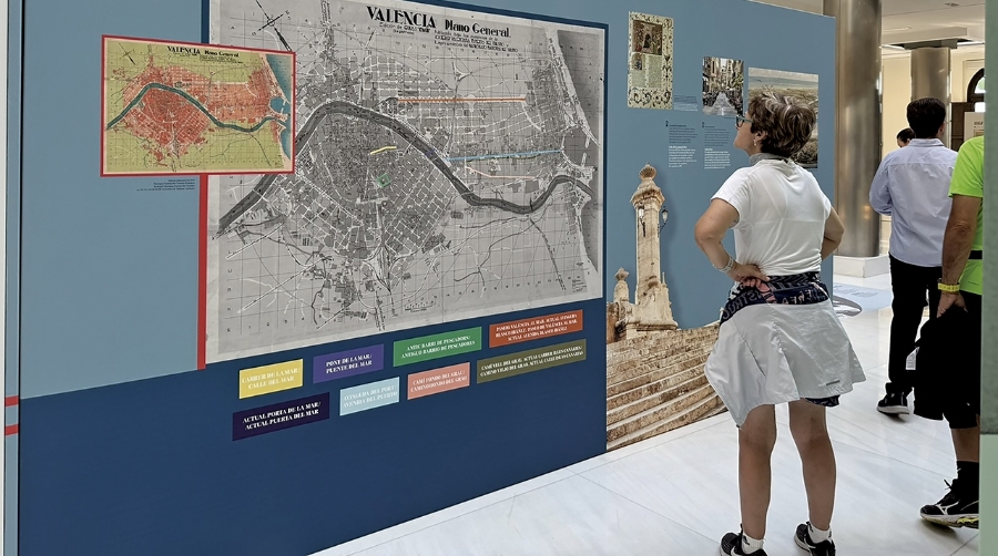 Miles de personas han visitado esta muestra que hace un recorrido por los nombres de calles y plazas de València y sus barrios marítimos.