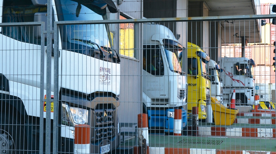 FVET-Puerto deja en suspenso el proceso de movilizaciones en el puerto de Valencia