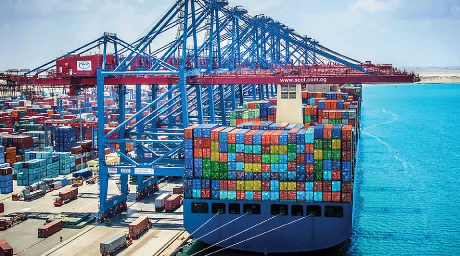 Egipto inaugura el nuevo canal lateral que enlaza East Port Said y el mar Mediterr&aacute;neo