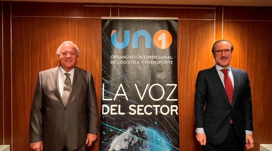 El presidente de UNO Logística, Francisco Aranda (a la derecha), y el presidente de ATE Outsourcing, Luis Pérez.