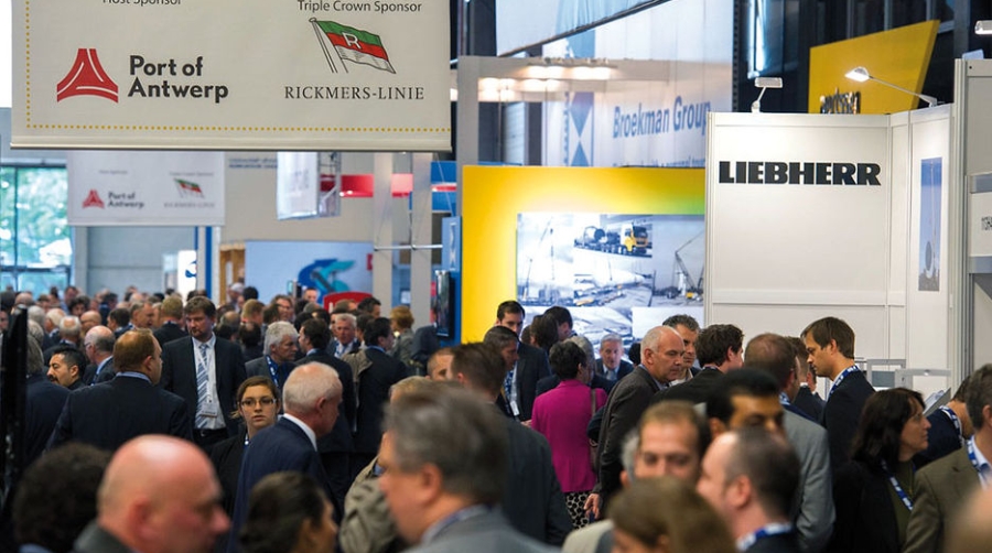 Breakbulk Europe 2015 M&Aacute;S Y M&Aacute;S