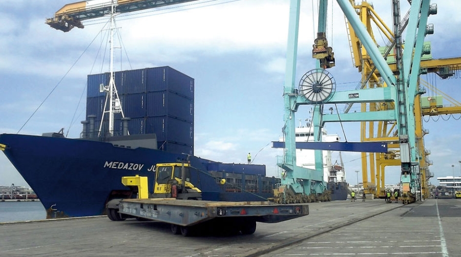 TCV Stevedoring recibe sus nuevos RTG