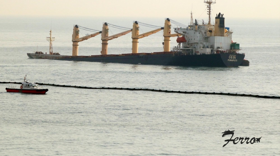 Estabilizado un granelero tras colisionar con otro buque en Gibraltar