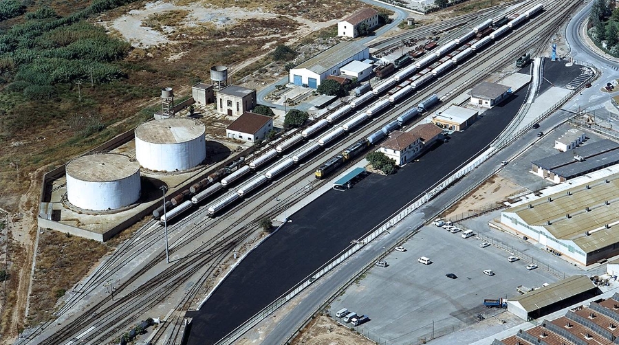 Adif avanza en la mejora de la conexión entre la terminal de mercancías y la dársena de Escombreras