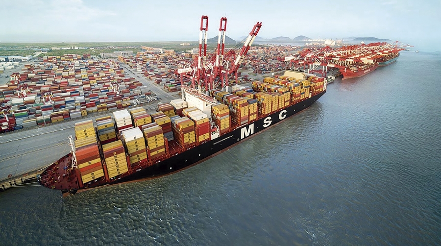 La flota mundial de portacontenedores supera los 34 millones de TEUs