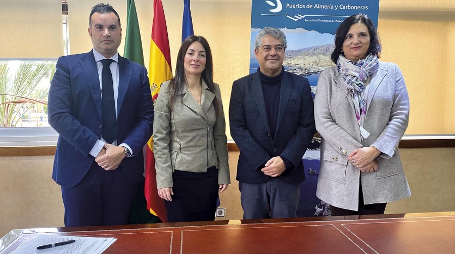 La APA firma un contrato con la universidad almeriense, cuyos investigadores realizarán un seguimiento y control de la calidad del agua, el aire, los sedimentos y la biota.