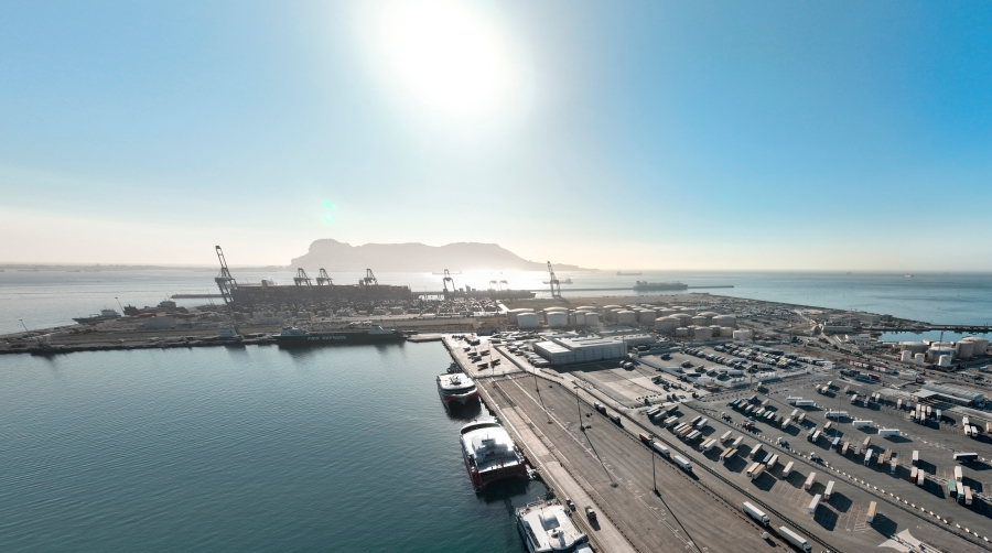 Peninsula y Evos firman un Memorándum de Entendimiento para desarrollar infraestructura de almacenamiento de biocombustibles en el Puerto de Algeciras