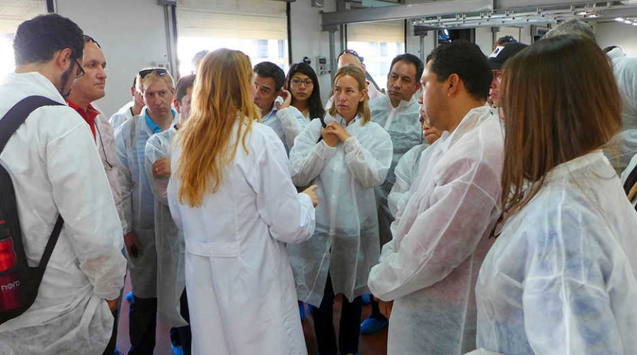 Los alumnos del XX Curso Iberoamericano de Gesti&oacute;n Portuaria visitan el Puerto de Algeciras