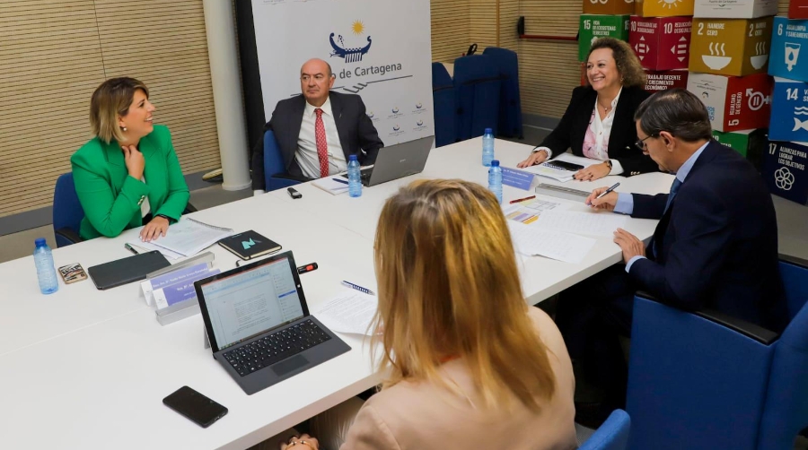 La presidenta de la Autoridad Portuaria de Cartagena, Yolanda Muñoz, a presidido el Consejo de Administración este jueves.