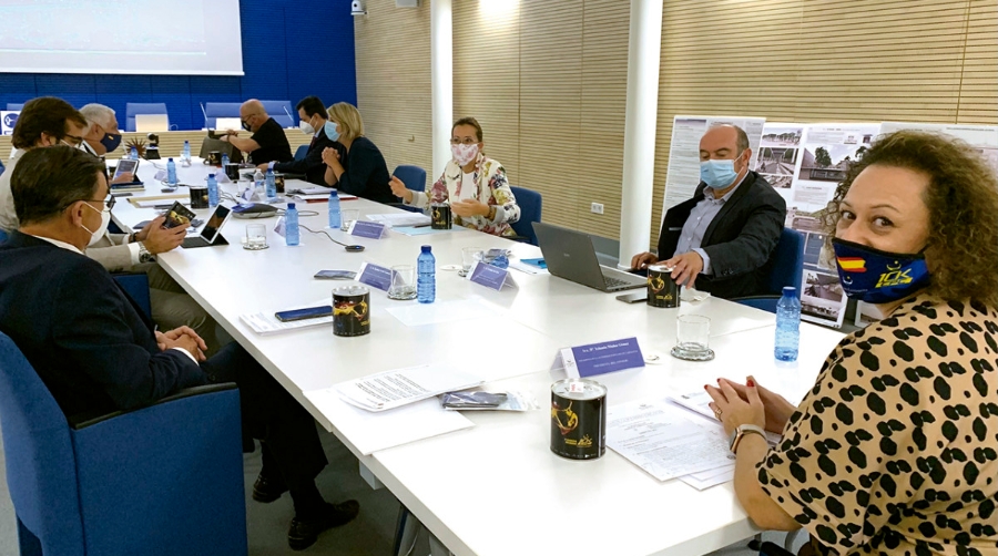La AP de Cartagena reducir&aacute; las tasas a los concesionarios
