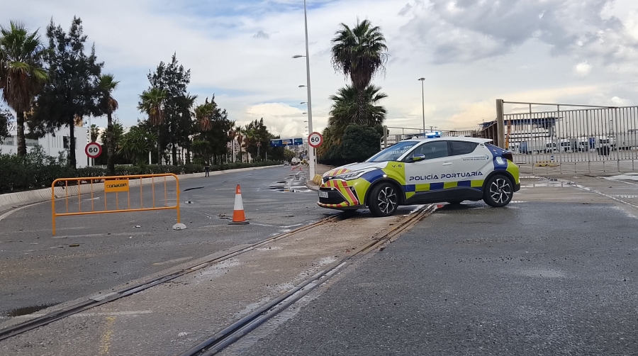 El temporal complica el acceso a la Estación Marítima del Puerto de Algeciras