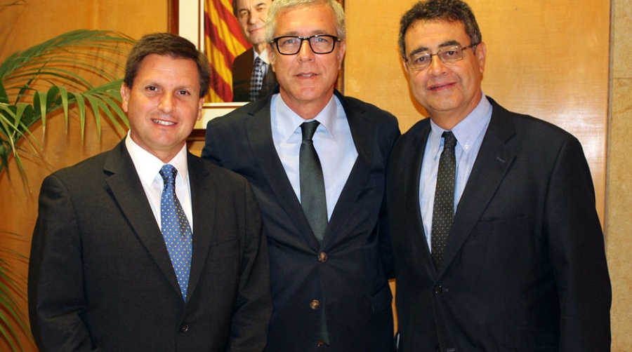 Presentaci&oacute;n del cl&uacute;ster empresarial qu&iacute;mico