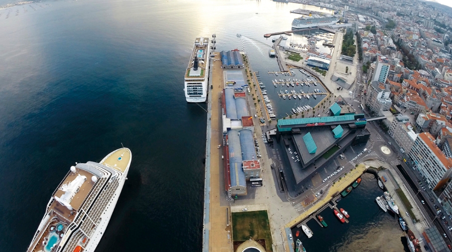 Un puerto tur&iacute;stico y comprometido con la ciudad