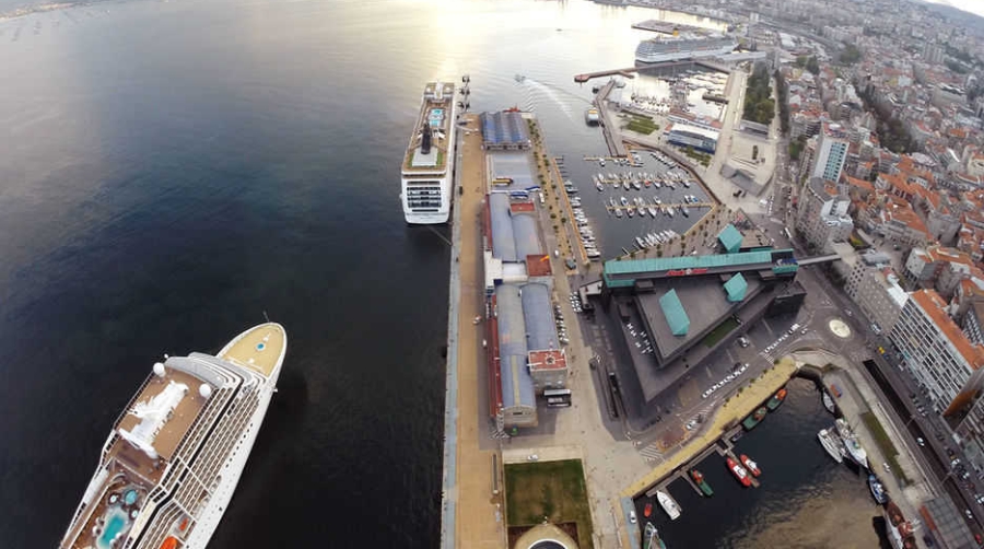 M&aacute;s de 9.000 personas llegan a Vigo a bordo del &quot;Costa Mediterranea&quot;, el &quot;MSC Opera&quot; y el &quot;MSC Orchestra&quot;