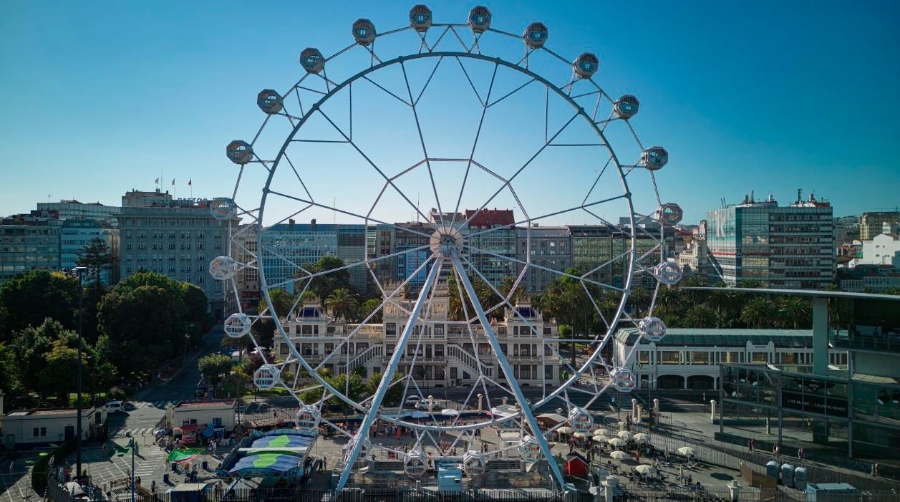 La AP de A Coruña amplía el funcionamiento noria del muelle de Batería
