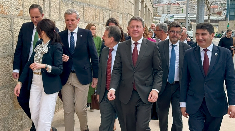 Vigo abre a la ciudad un paseo accesible en la zona de Astilleros