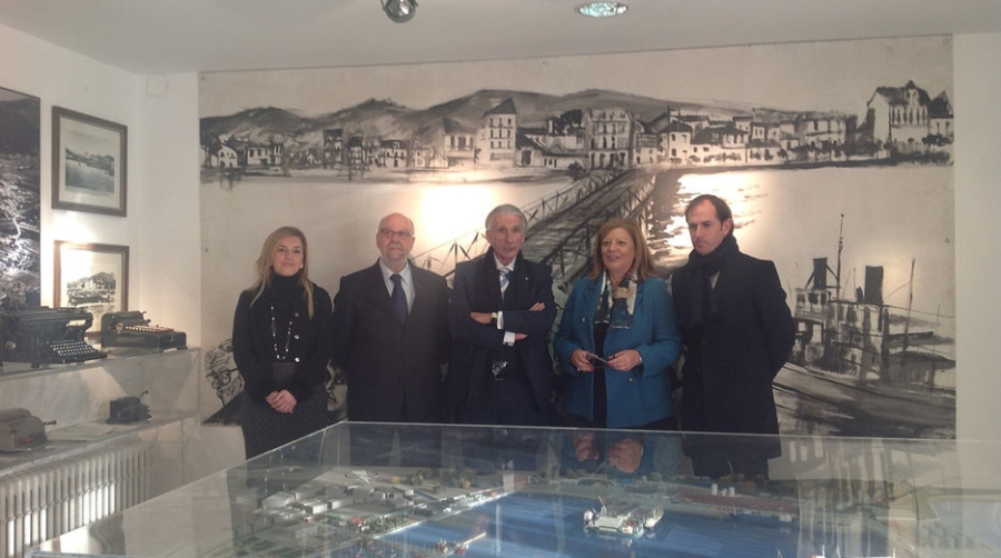 El presidente de la Confederaci&oacute;n de Empresarios de Galicia visita la Autoridad Portuaria de Vilagarc&iacute;a