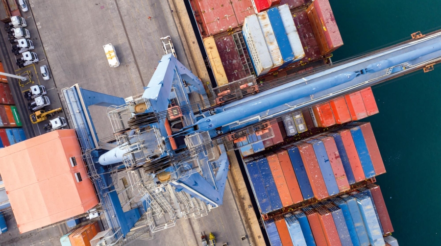 Las exportaciones valencianas han alcanzado cifras récord durante 2022, incrementando sus valores más de un 25% respecto al año anterior, pero siguen lastradas por el incremento de costes.