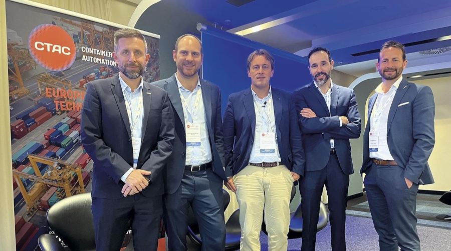 Rodrigo Garro, TMEIC/Orbita Sales Manager; Fernando Marti-Belda, NextPort Projects Manager; Oscar Pernia, NextPort Co-founder; Ángel Martínez, ProDevelop Head of Terminal Products; e Ignacio Navarro, TMEIC/Orbita Sales Manager.