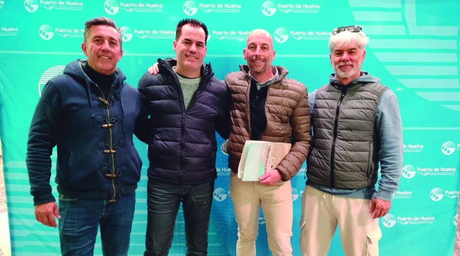 Rafael Navarro, segundo desde la derecha, fue el delegado elegido para representar a Coordinadora en el comité de empresa.
