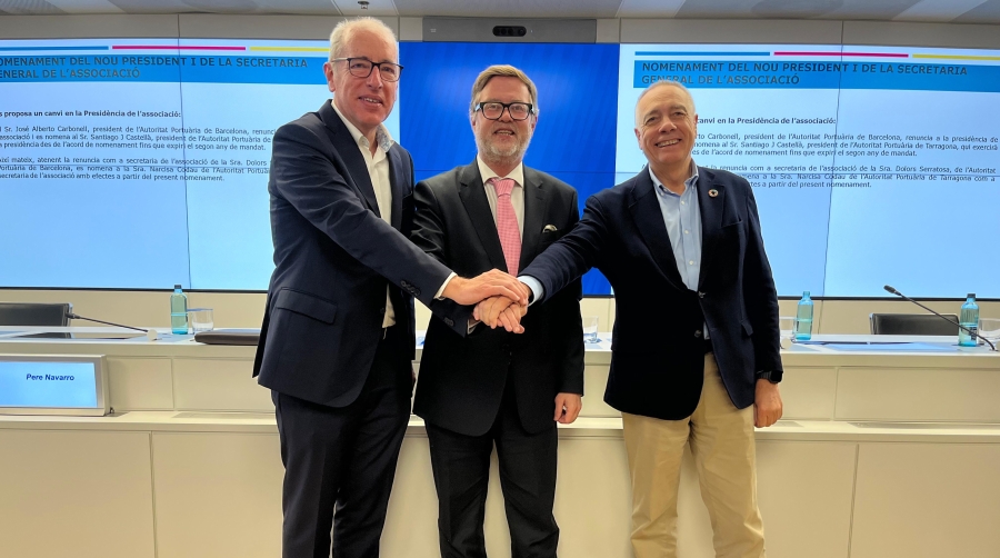 José Alberto Carbonell, presidente del Port de Barcelona; Santiago J. Castellà, presidente de Port Tarragona y Pere Navarro, delegado especial del Estado en el Consorci de la Zona Franca de Barcelona.