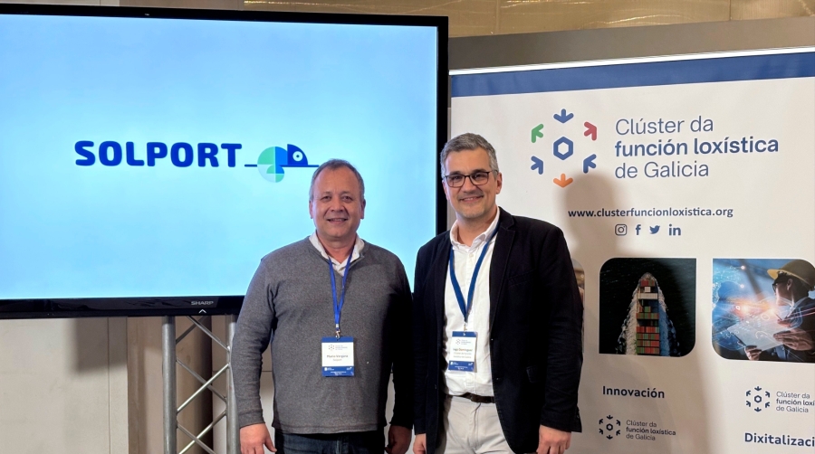 Mario Vergara, de Solport (izquierda) y Iago Domínguez, del Cluster da función loxística de Galicia.