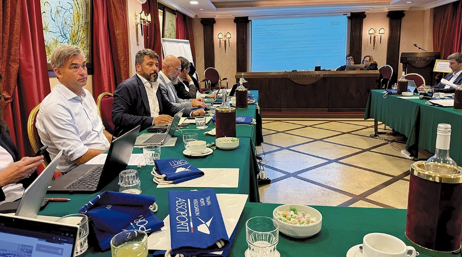 El subdirector de la Autoridad Portuaria de Santa Cruz de Tenerife, Airam Díaz, participó en las jornadas.