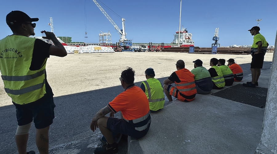 El Puerto de Gandia mantiene su operativa a pesar de la huelga de Coordinadora en Navarro y Boronad