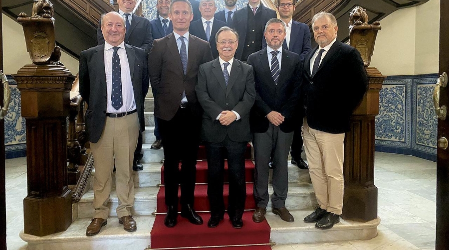 Un momento de la visita institucional realizada por representantes de la empresa y la Autoridad Portuaria de Ceuta al presidente de la Ciudad Autónoma, Juan Vivas.