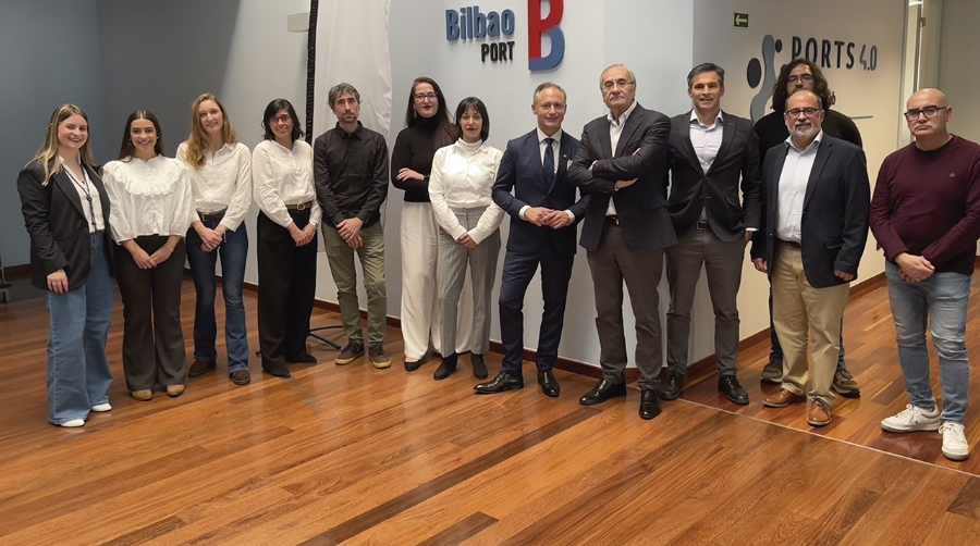 Participantes en la jornada de presentación.