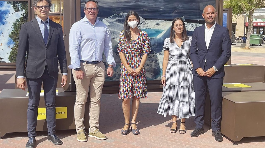 La muestra exhibe un total de 52 imágenes de gran belleza sobre los diversos espacios naturales de la Tierra.