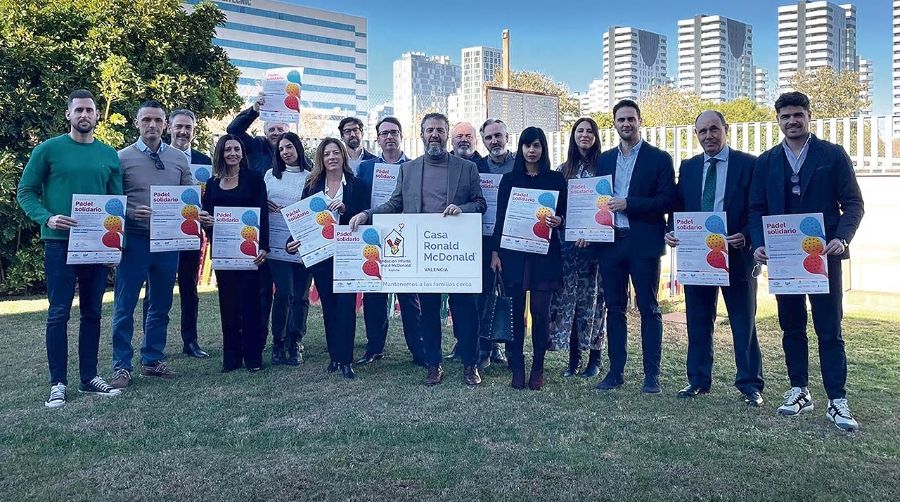 En el acto de presentación del Torneo solidario a beneficio de la Casa Ronald McDonald de Valencia han participado los patrocinadores y colaboradores que lo hacen posible: Grupo Raminatrans, TPF Consulting, MIP Informática, Sarosa Logística, Puertas Metálicas Andreu, Solana y Mengod, Pall Ex Iberia, Transportes Ortega, Transglory y Grupo Soledad.