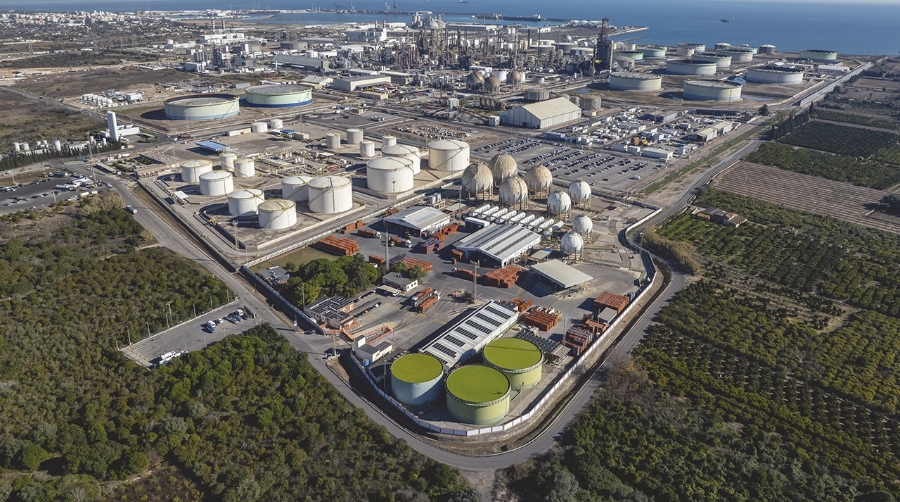 bp convertirá su refinería de PortCastelló en un hub energético verde