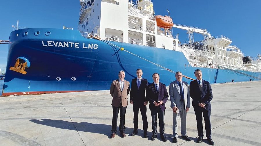 El proyecto para la mejora de la calidad del aire ha impulsado la construcción y operación de este barco.