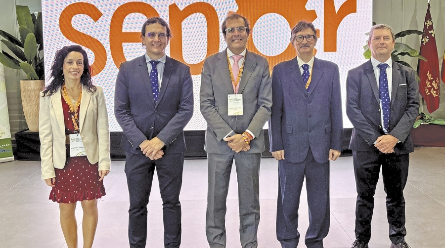 Delegación de la Autoridad Portuaria de Cartagena, encabezada por su presidente, Pedro Pablo Hernández (en el centro de la imagen).