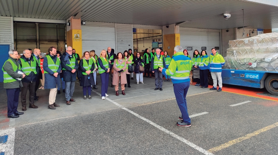 Sesé cuenta con terminales de carga aéreas en primera línea de los aeropuertos de Madrid, Barcelona y Zaragoza y con centros de soporte a la logística aeroportuaria en Madrid, Zaragoza y Ámsterdam.