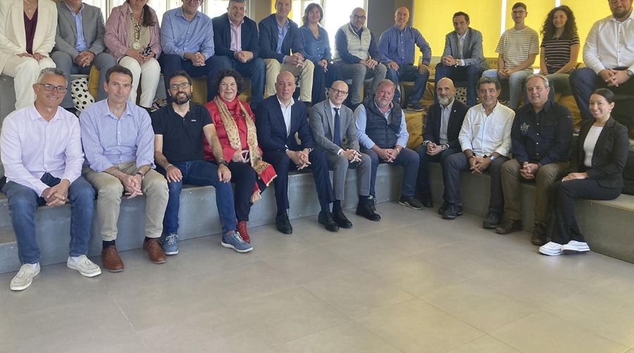 El Mar de Alborán y su espacio litoral constituyen un entorno enormemente atractivo para el desarrollo económico de Andalucía.