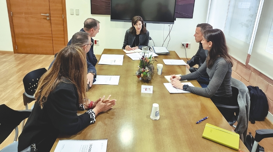 Riba-roja implanta el Grado Superior en Transporte y Logística