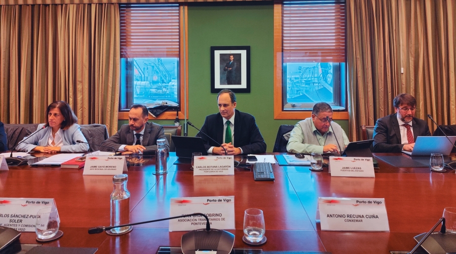 El encuentro ha estado presidido por el presidente de la Autoridad Portuaria de Vigo, Carlos Botana.