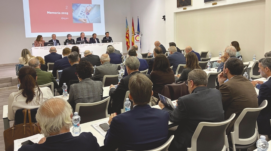 El pleno de Cámara Valencia se reunió ayer.