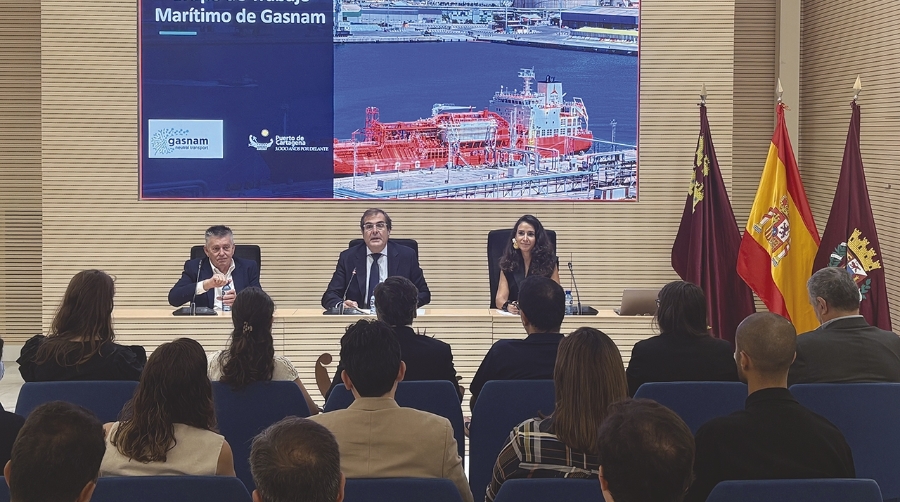 Gasnam aborda el futuro del GNL en el Puerto de Cartagena