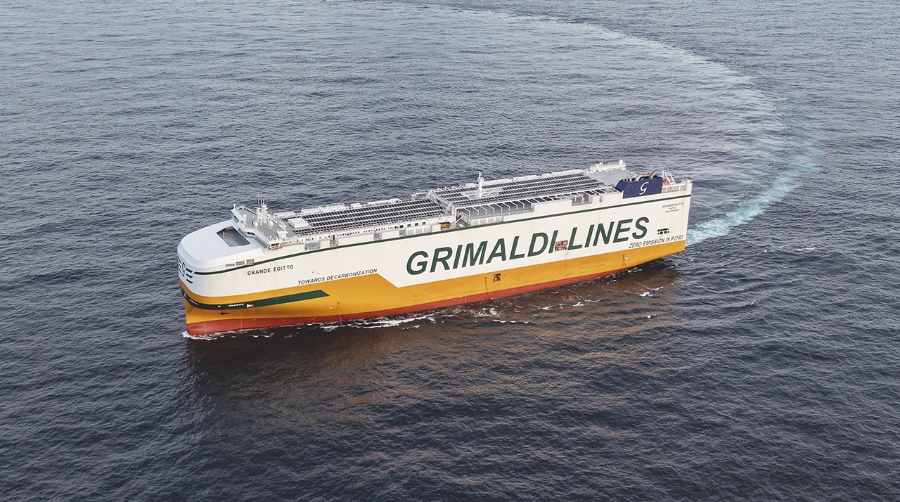 Grimaldi suma al “Grande Egitto” a su flota de portavehículos