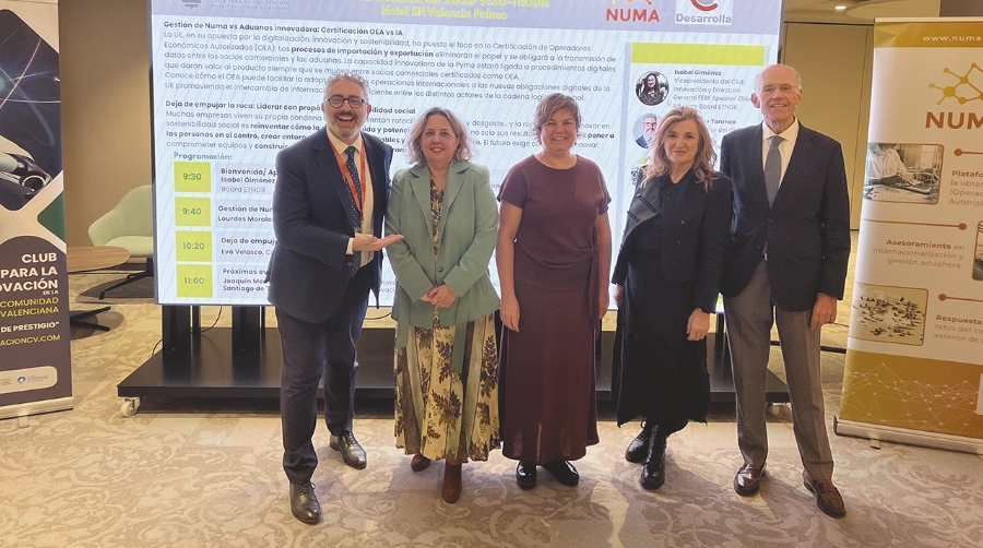 Representantes de NUMA, Desarrolla y CICV el día del evento que se celebró el 31 de octubre en Valencia.