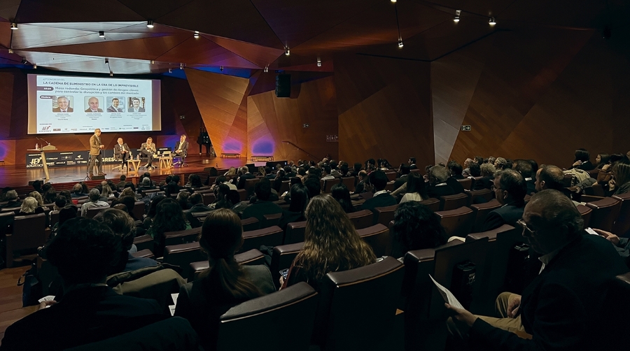 Las empresas españolas de la cadena de suministro duplican su estrategia de IA