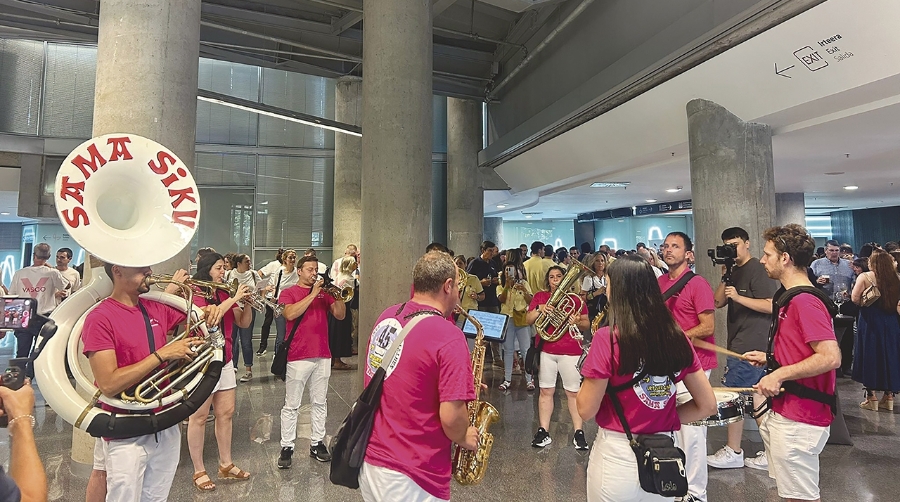 Comienza la distribución del Programa y el Plano de la 2ª Fiesta de la Logística de Bilbao