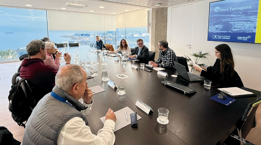 El panel de opinión se reunió con el presidente de Port Tarragona.