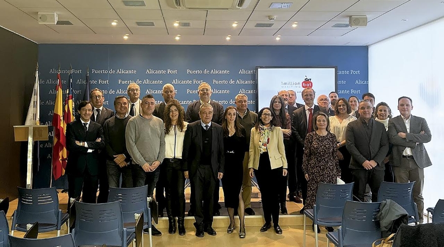 El proyecto se gesta en la Autoridad Portuaria de Alicante, impulsado por una firma local como 1MillionBot y en respuesta a necesidades concretas de TMS Alicante.