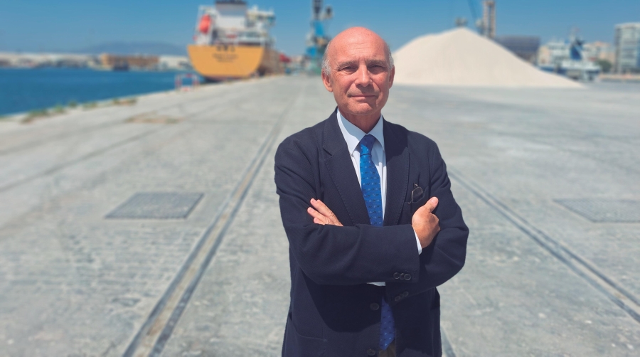 El presidente del Puerto de Málaga, Carlos Rubio, destaca la modernización de los espacios que supondrán la ejecución de los proyectos Puerto-Ciudad.