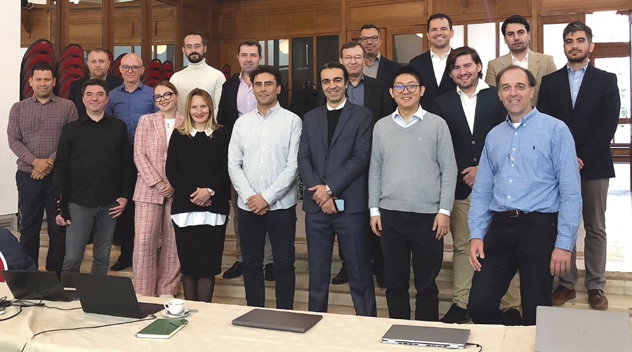 Representantes de las entidades que conforman el consorcio del proyecto AENEAS.