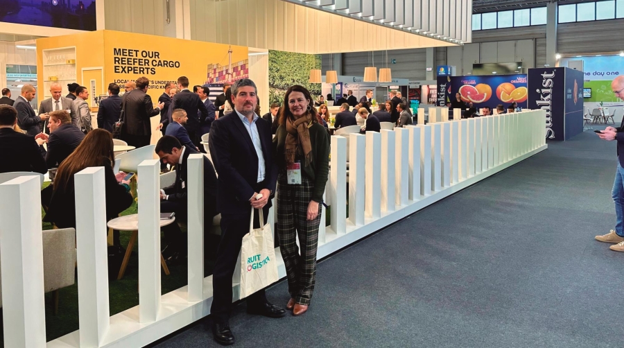Roberto Bartolomé, de UniportBilbao, y Cristina Ardeo, de la Autoridad Portuaria de Bilbao. Foto J.P.